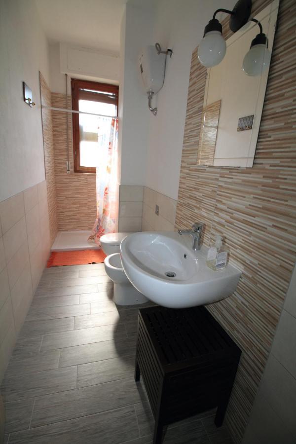B&B Libellula Иглесиас Екстериор снимка