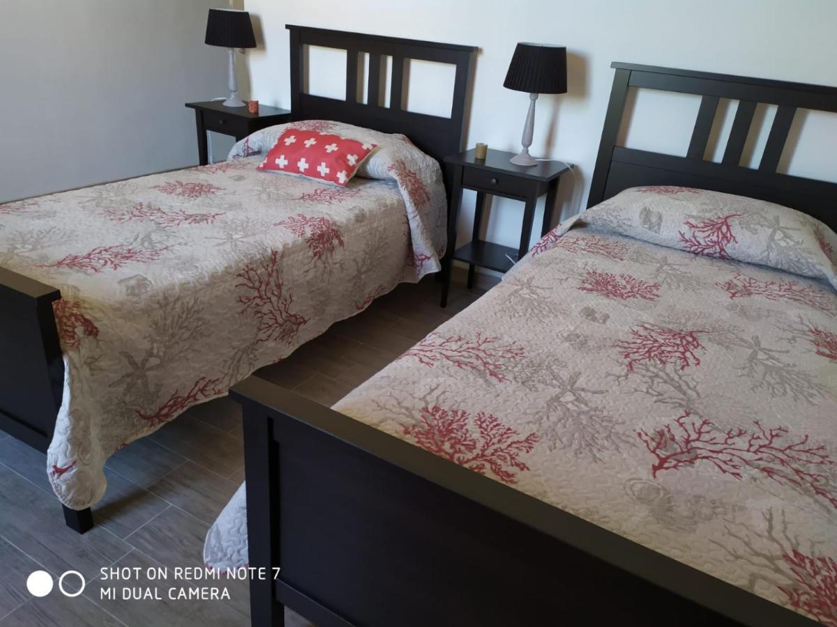 B&B Libellula Иглесиас Екстериор снимка