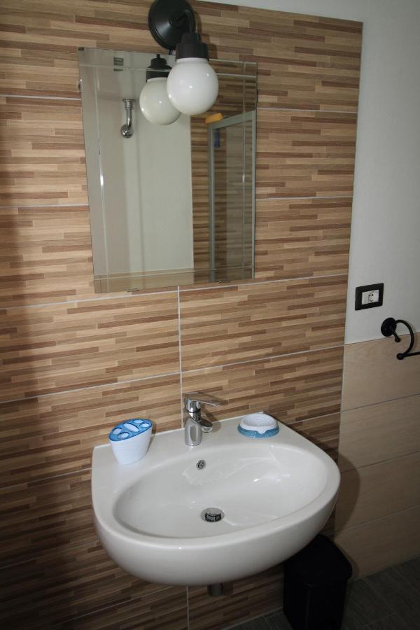 B&B Libellula Иглесиас Екстериор снимка