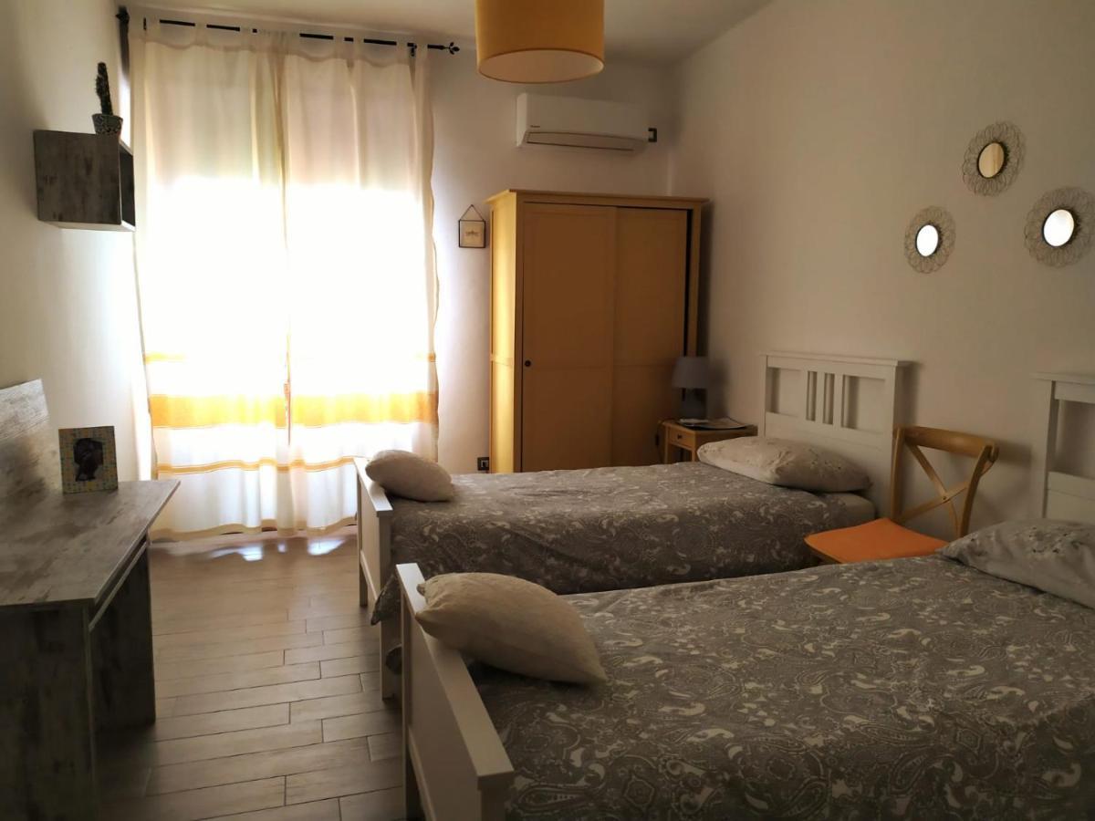 B&B Libellula Иглесиас Екстериор снимка