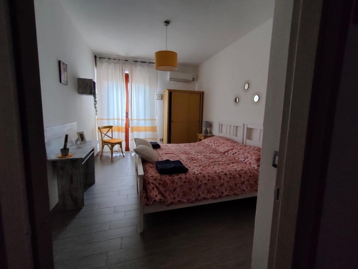 B&B Libellula Иглесиас Екстериор снимка