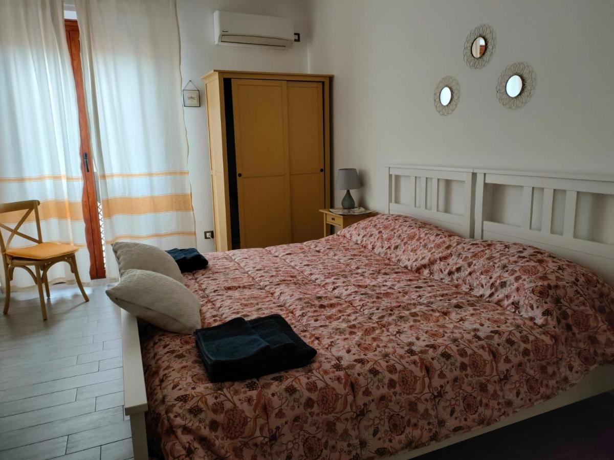 B&B Libellula Иглесиас Екстериор снимка